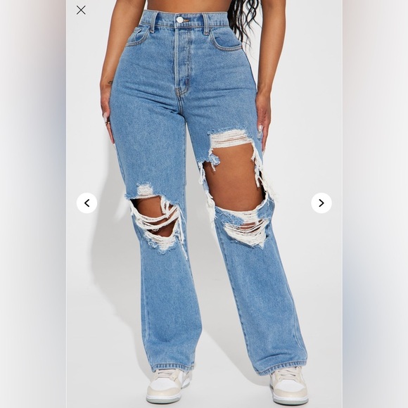 NWT Drive You Crazy Ripped Non Stretch Straight Leg Jeans - Medium Wash - Picture 2 of 3